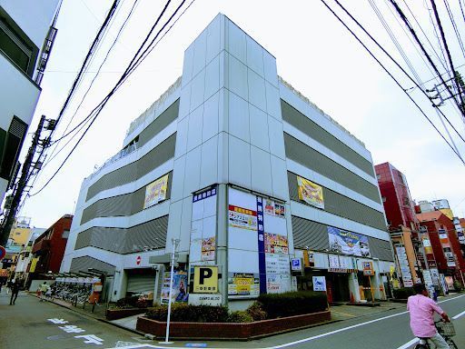 三幸駐車場
